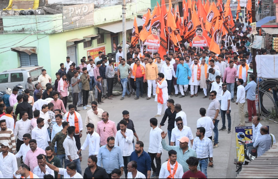 वारचं पलटल.... मनसेच्या जोरदार शक्ती प्रदर्शनाने सर्वत्र उंबरकरच..